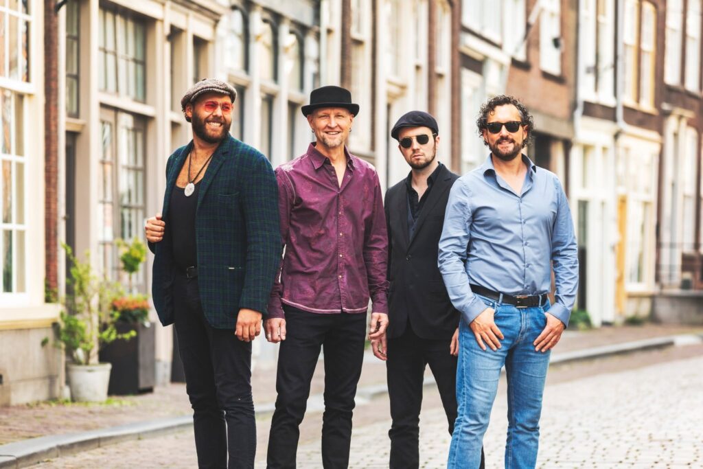 Bluescruise Entrepotgebouw in Harlingen