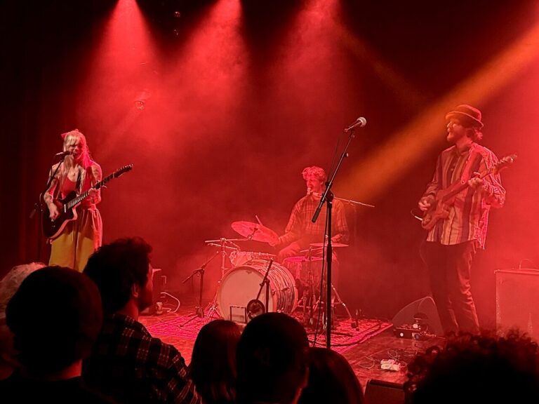 James Oesi Trio live in Harlingen — muziek in Harlingen